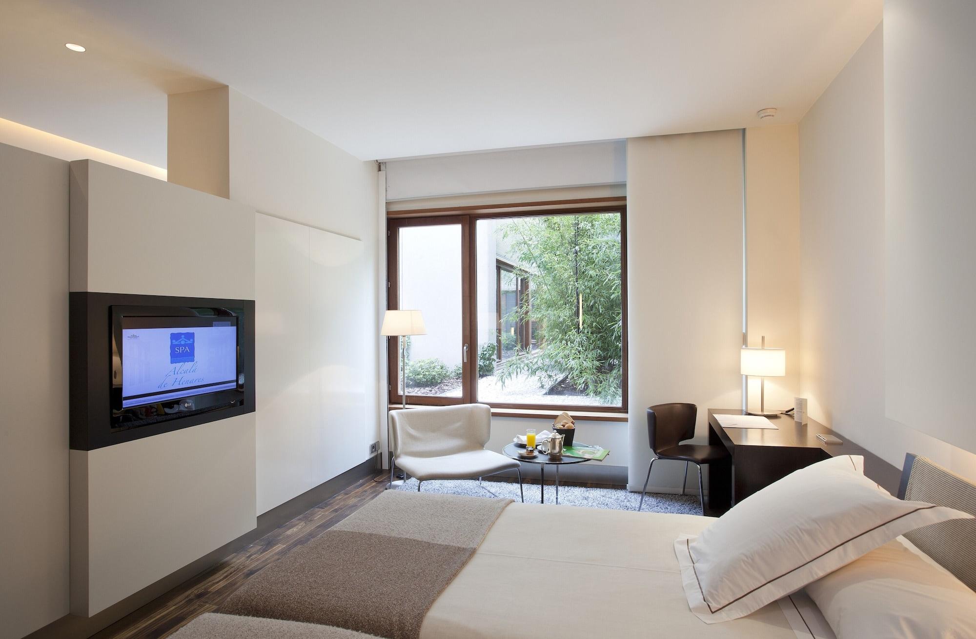 Parador De Αλκαλά ντε Ενάρες Εξωτερικό φωτογραφία