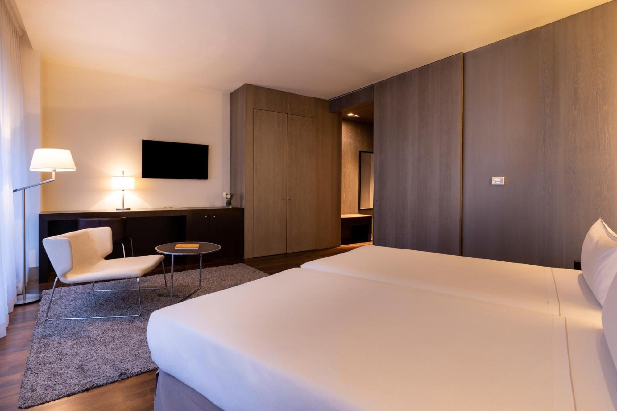 Parador De Αλκαλά ντε Ενάρες Εξωτερικό φωτογραφία