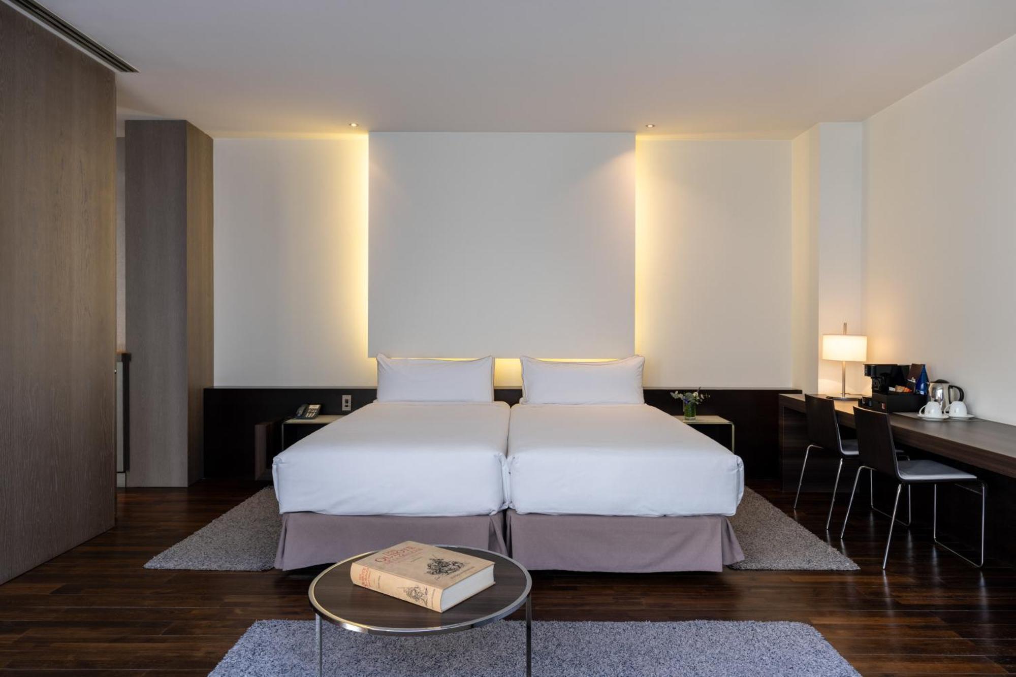 Parador De Αλκαλά ντε Ενάρες Εξωτερικό φωτογραφία