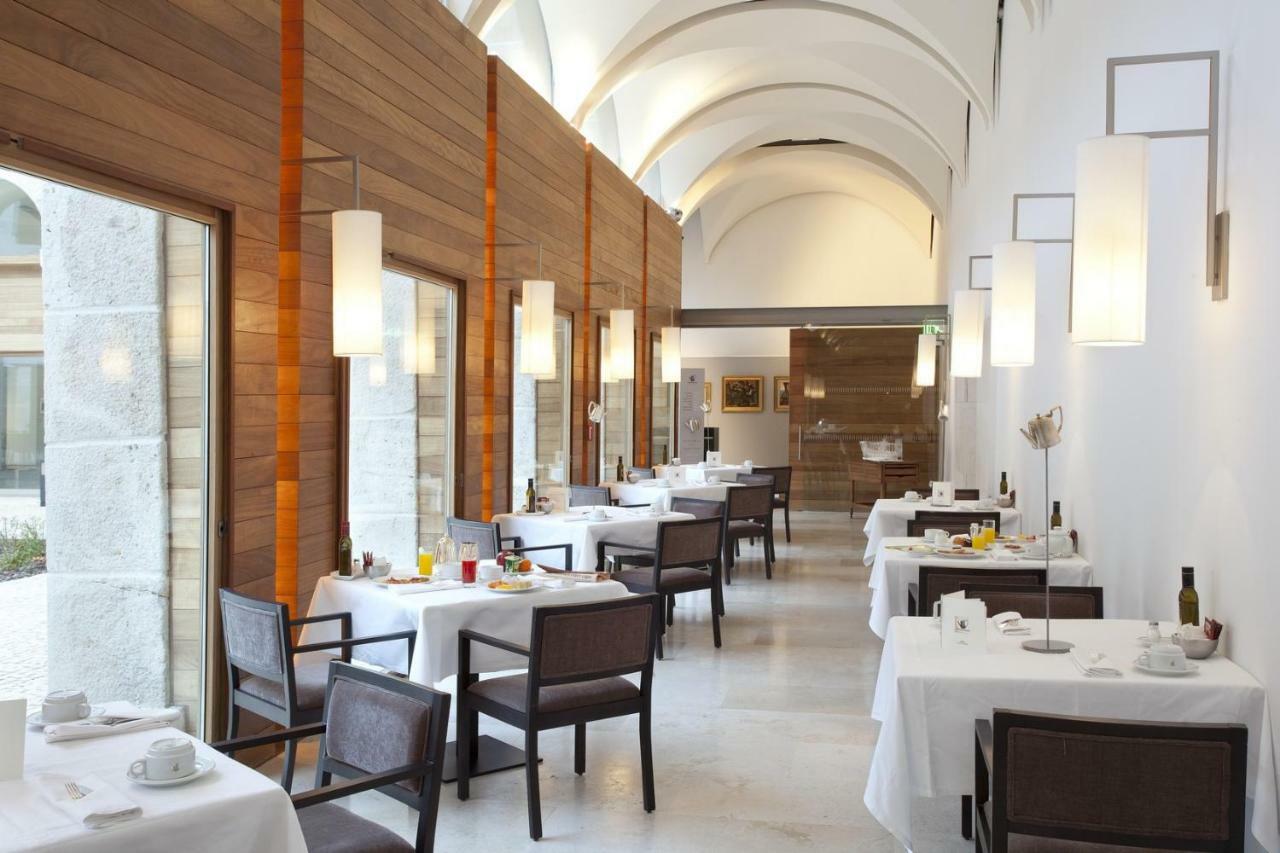 Parador De Αλκαλά ντε Ενάρες Εξωτερικό φωτογραφία